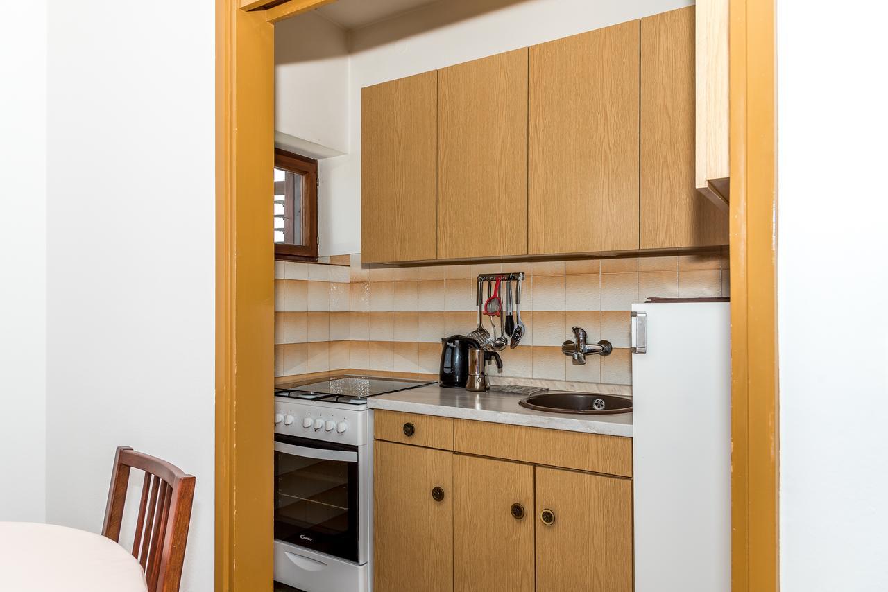 Apartment Promona Drnis Exterior photo