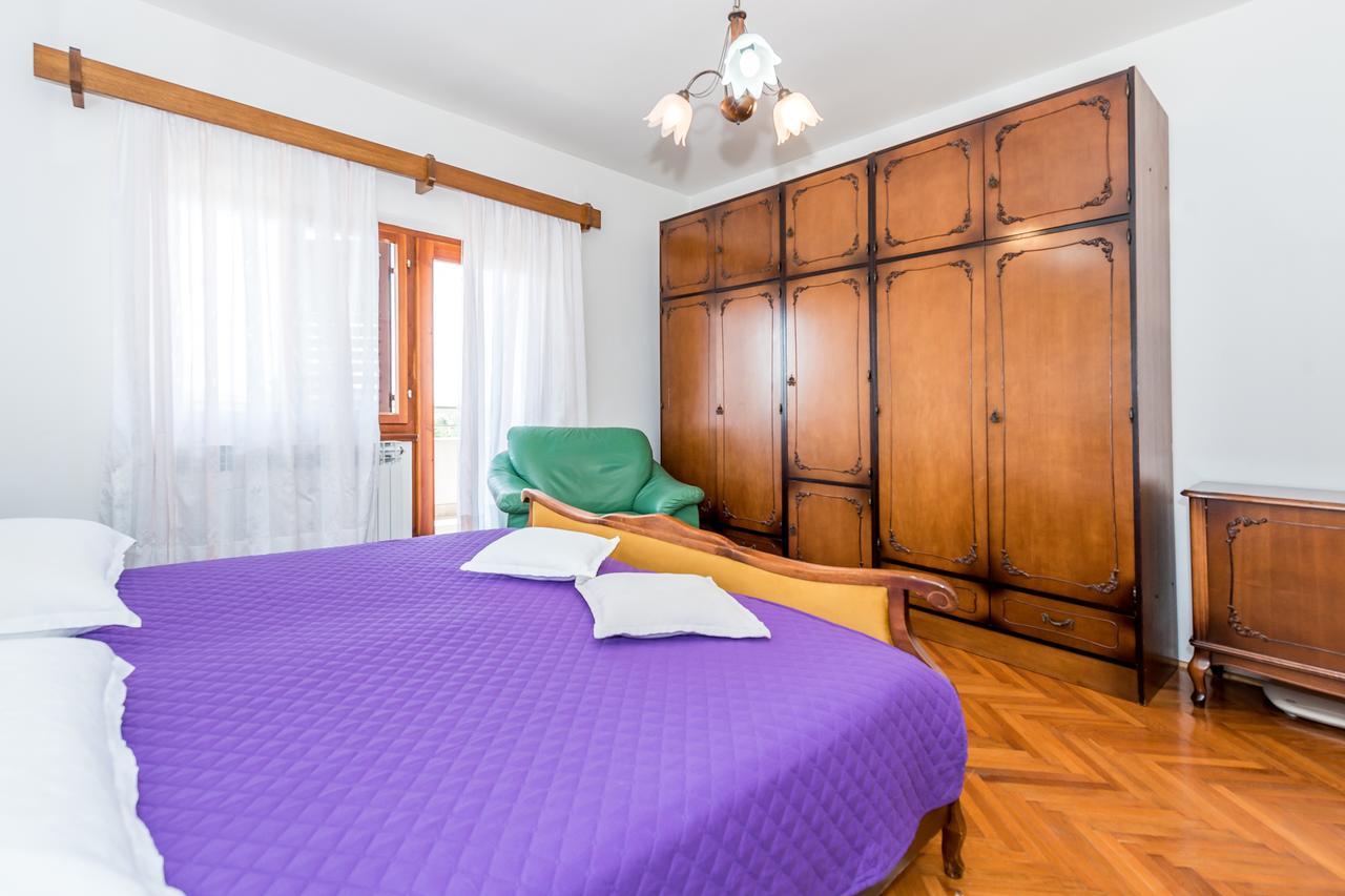 Apartment Promona Drnis Exterior photo