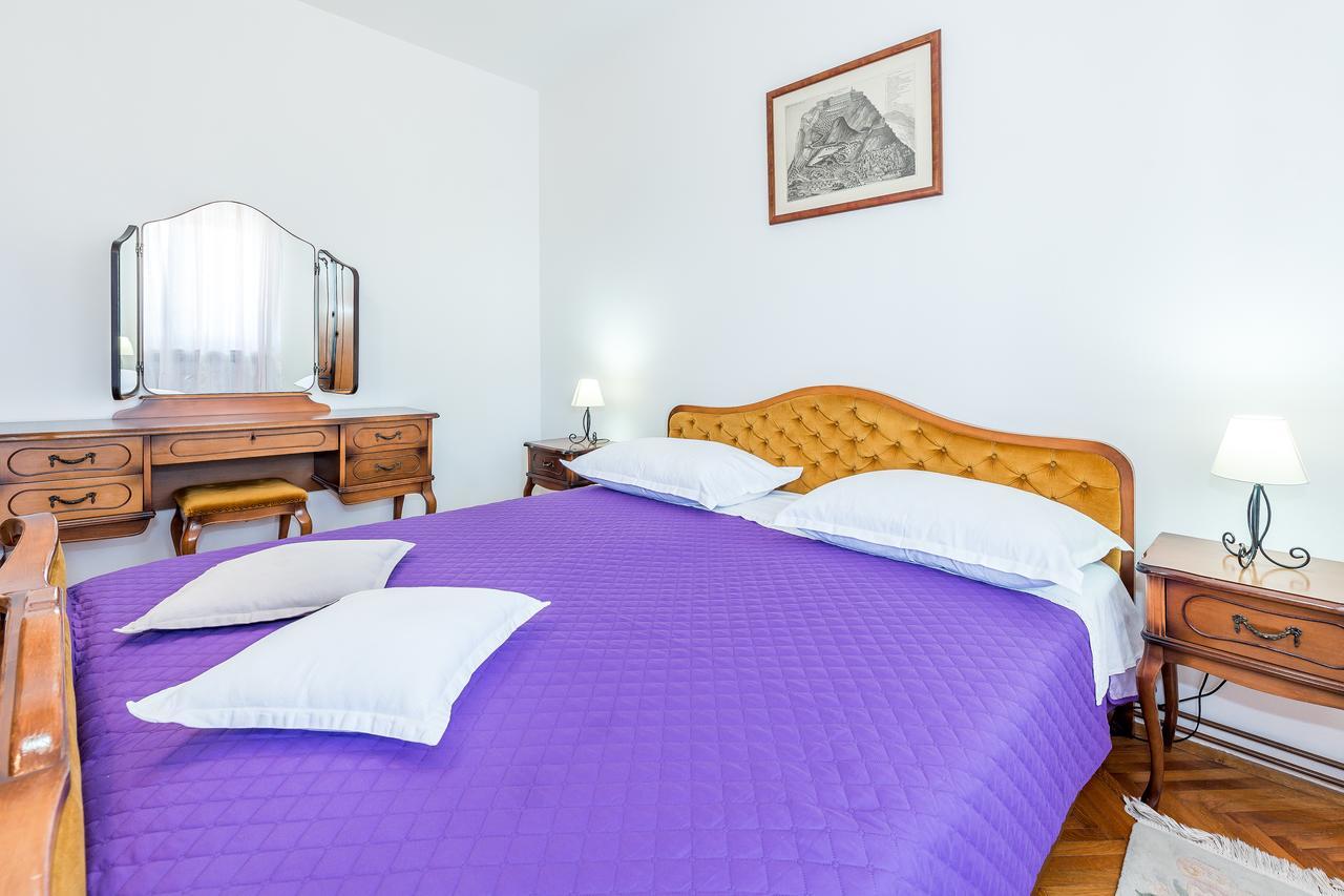 Apartment Promona Drnis Exterior photo